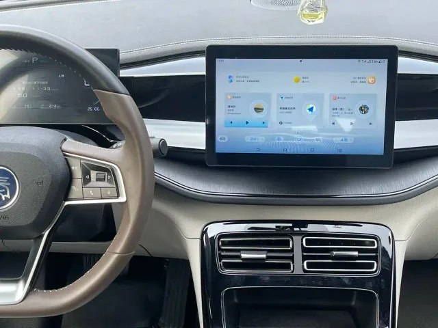 BYD Qin PLUS — Фото автомобиля 21