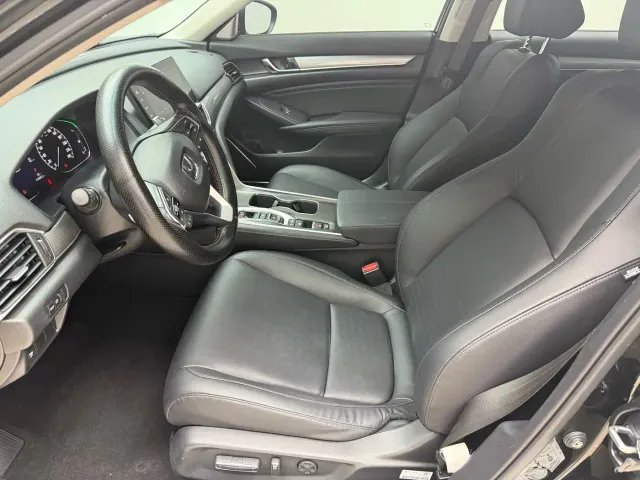 Honda Accord — Фото автомобиля 8