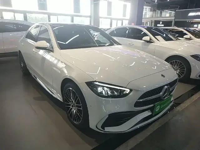 Mercedes-Benz C-Class — Фото автомобиля 3