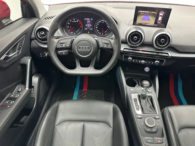 Audi Q2L — Фото автомобиля 14
