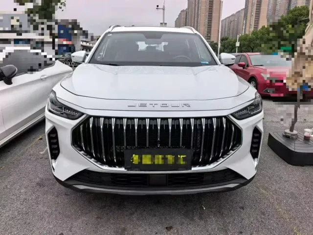 Jetour X70 Plus — Фото автомобиля 2