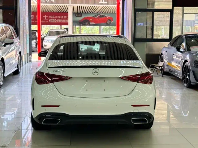 Mercedes-Benz C-Class — Фото автомобиля 3