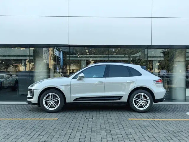 Porsche Macan — Фото автомобиля 2