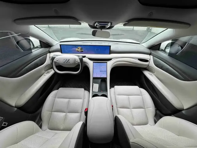 IM Motors IM L6 2024 Max Standard Edition — Фото автомобиля 8