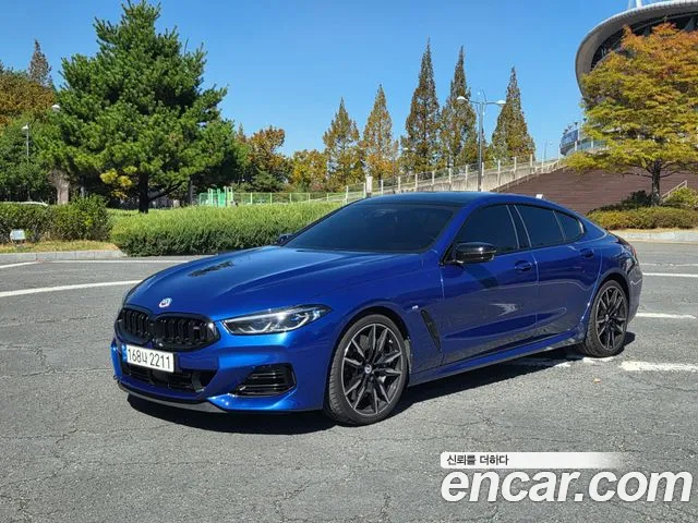 BMW 8 Series G15 — Фото автомобиля 2