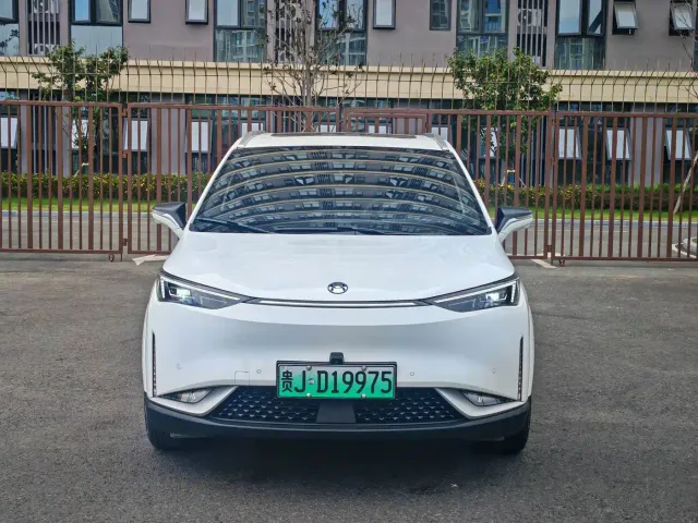 Hycan Z03 — Фото автомобиля 2