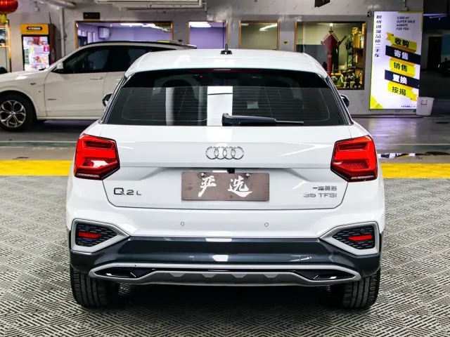 Audi Q2L — Фото автомобиля 22