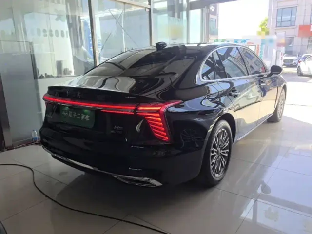 Hongqi H5 — Фото автомобиля 6