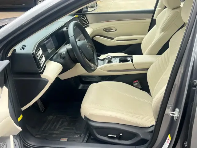 BYD Qin L — Фото автомобиля 6