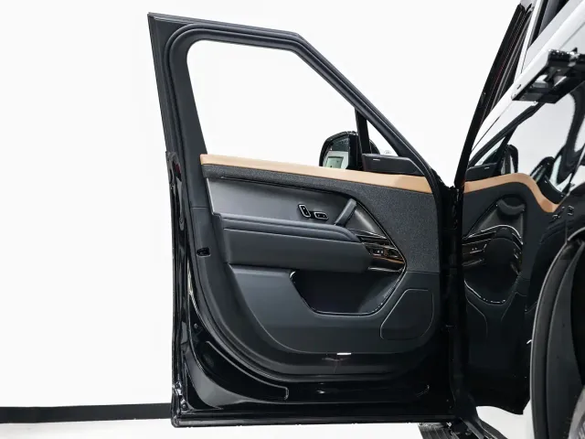 Land Rover Range Rover Sport — Фото автомобиля 14