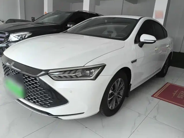 Фотография автомобиля — BYD Qin PLUS