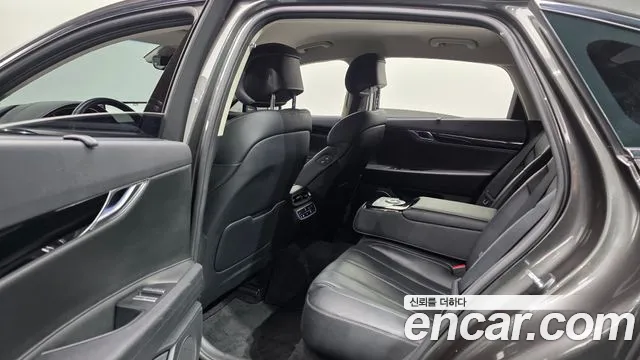 Genesis G80 Бензин 2.5 турбо AWD — Фото автомобиля 12