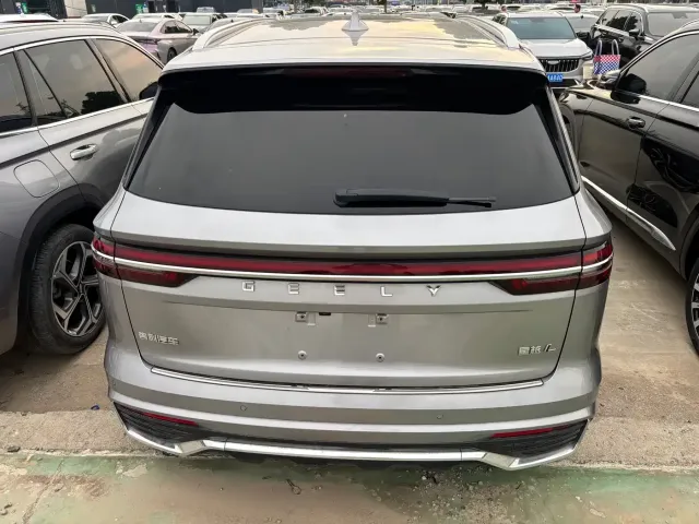 Geely Xingyue L — Фото автомобиля 8