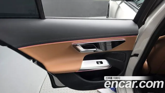 Mercedes-Benz E-Class W214 — Фото автомобиля 14