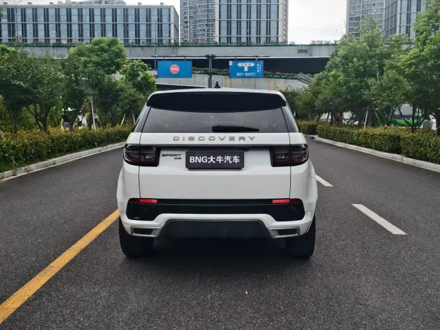 Land Rover Discovery Sport — Фото автомобиля 5