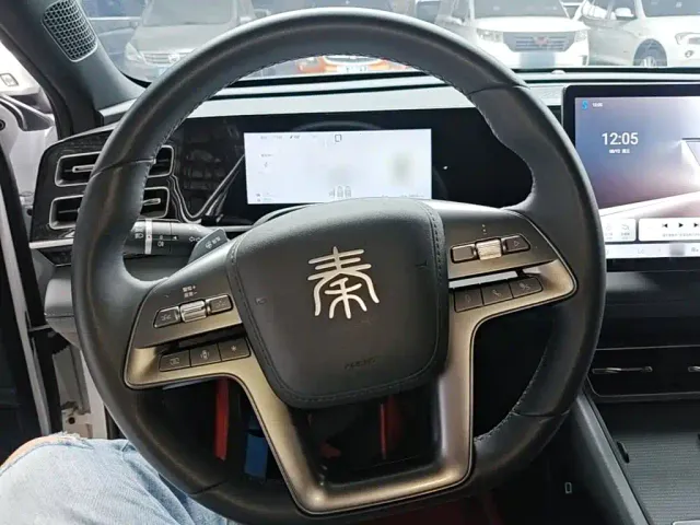 BYD Qin L — Фото автомобиля 10