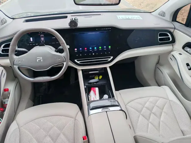 Roewe Feifan R7 — Фото автомобиля 7