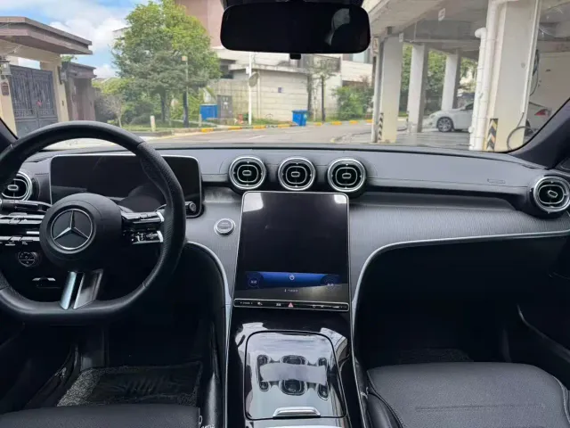Mercedes-Benz C-Class — Фото автомобиля 6