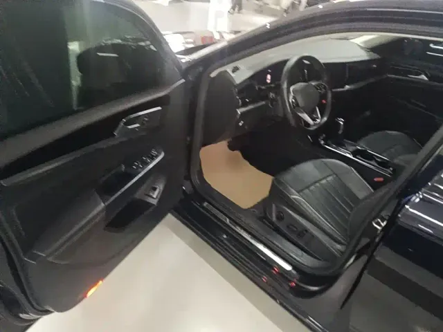 Volkswagen Passat — Фото автомобиля 15