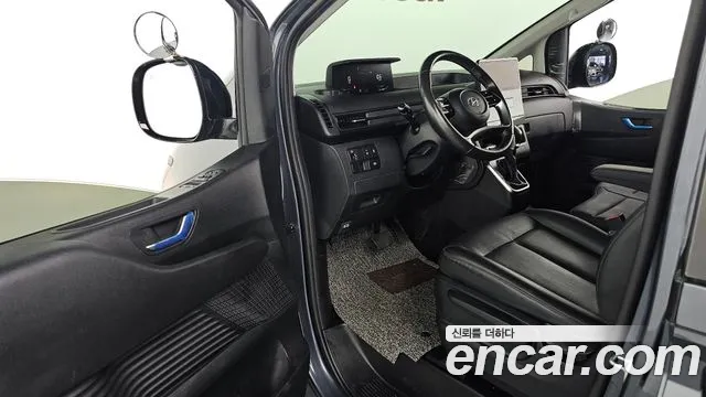 Hyundai Staria — Фото автомобиля 11