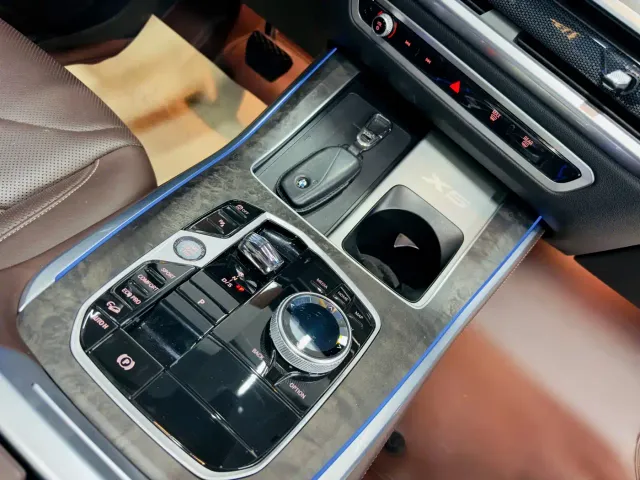 BMW X5 — Фото автомобиля 13