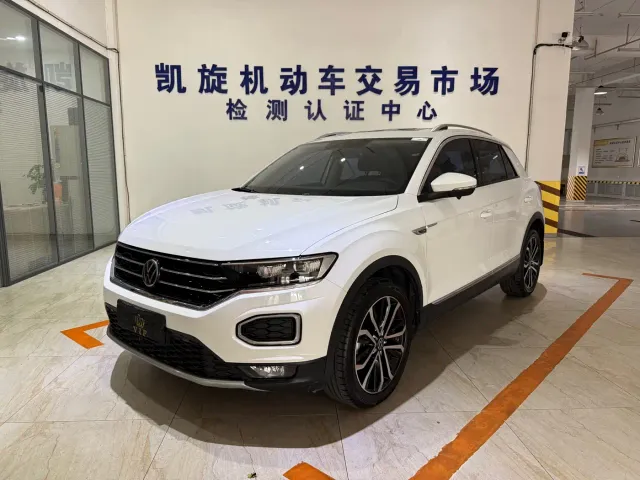 Фотография автомобиля — Volkswagen T-Roc