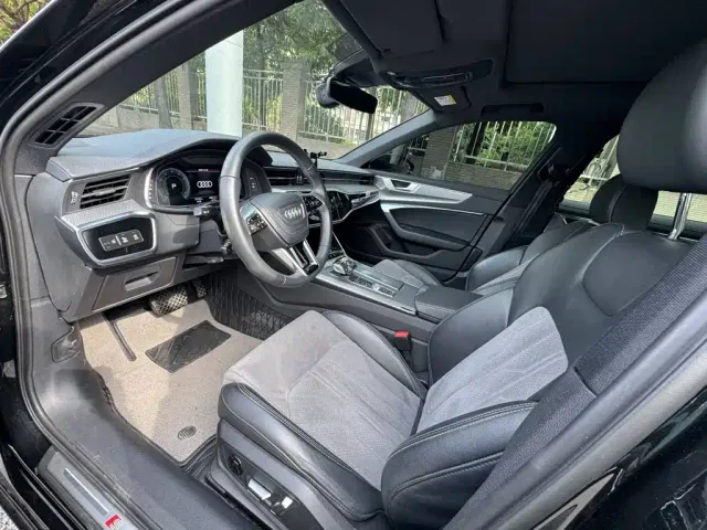 Audi A6L — Фото автомобиля 5
