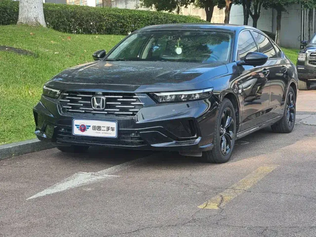 Фотография автомобиля — Honda Accord