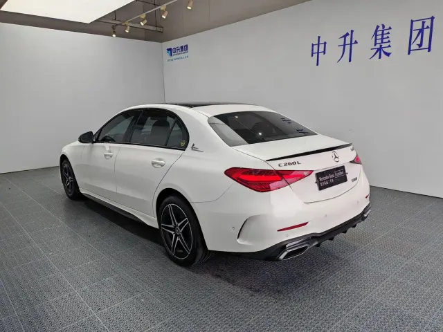Mercedes-Benz C-Class — Фото автомобиля 4