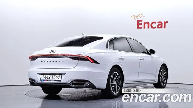 Hyundai Grandeur Новый Grandeur IG — Фото автомобиля 2