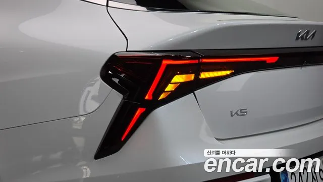 Kia K5 Generation 3 — Фото автомобиля 8