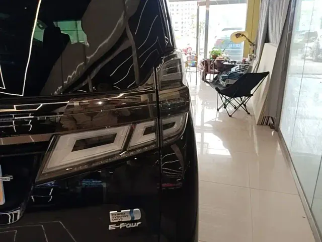 Toyota Vellfire — Фото автомобиля 7