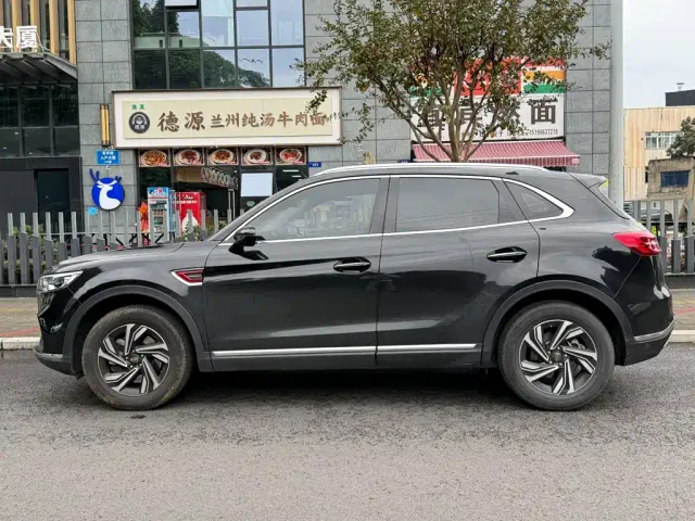 Hongqi HS5 — Фото автомобиля 3