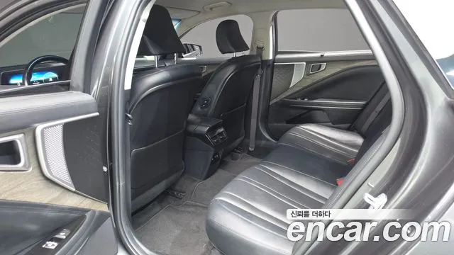 Kia K8 2.5 Бензин 2WD — Фото автомобиля 24