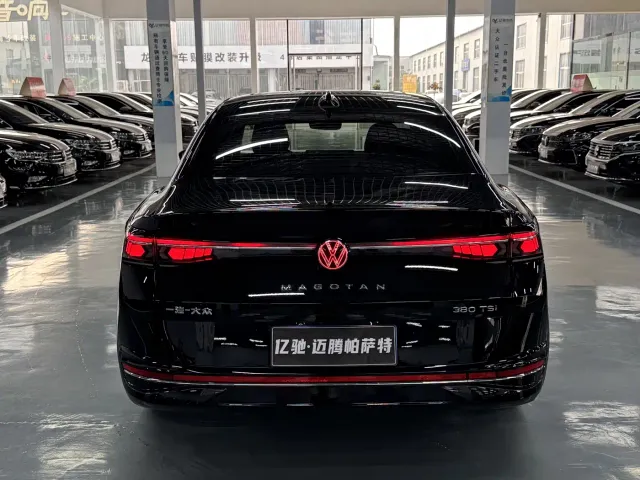 Volkswagen Magotan — Фото автомобиля 8