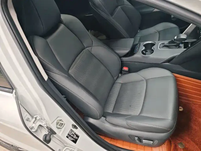 Toyota Venza — Фото автомобиля 24