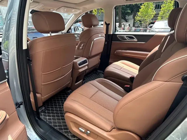Wuling Starlight L — Фото автомобиля 9