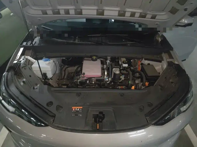 Geely Galaxy E5 — Фото автомобиля 16
