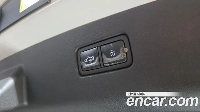 Genesis GV70 — Фото автомобиля 29