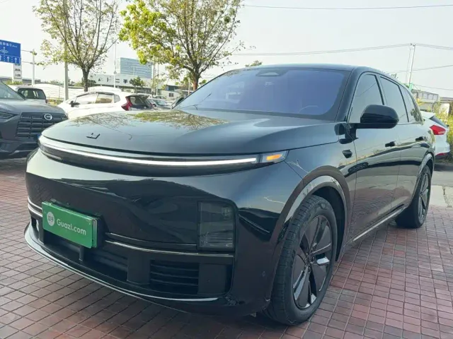 Фотография автомобиля — Li Auto L7