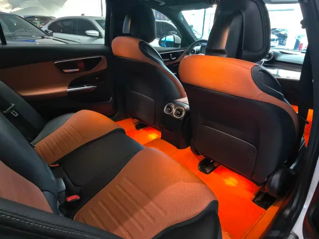 Mercedes-Benz C-Class — Фото автомобиля 13