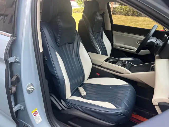 BYD Qin L — Фото автомобиля 14