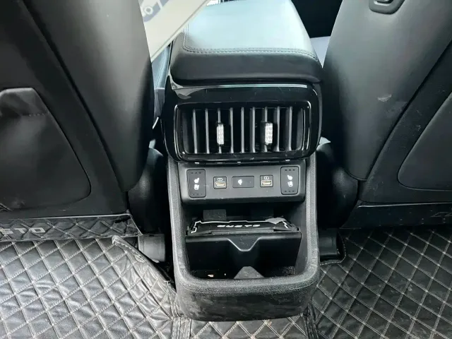 Hyundai Custo — Фото автомобиля 20