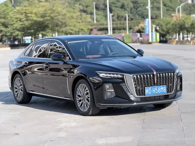 Hongqi H5 — Фото автомобиля 3