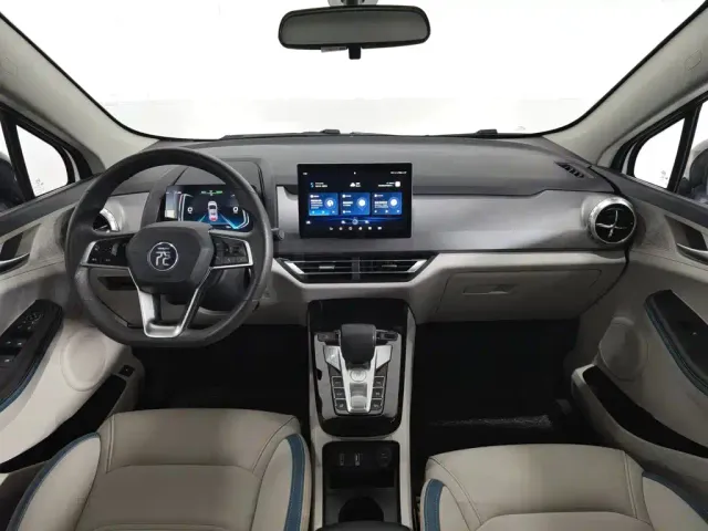 BYD Yuan Pro — Фото автомобиля 5