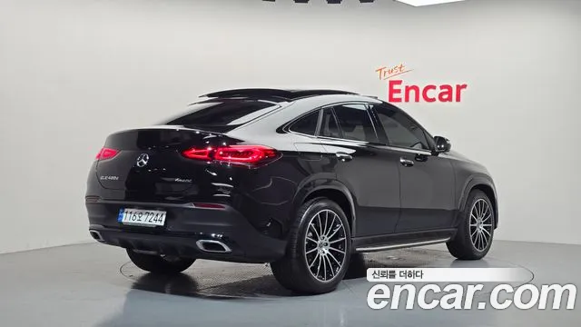 Mercedes-Benz GLE-Class — Фото автомобиля 2