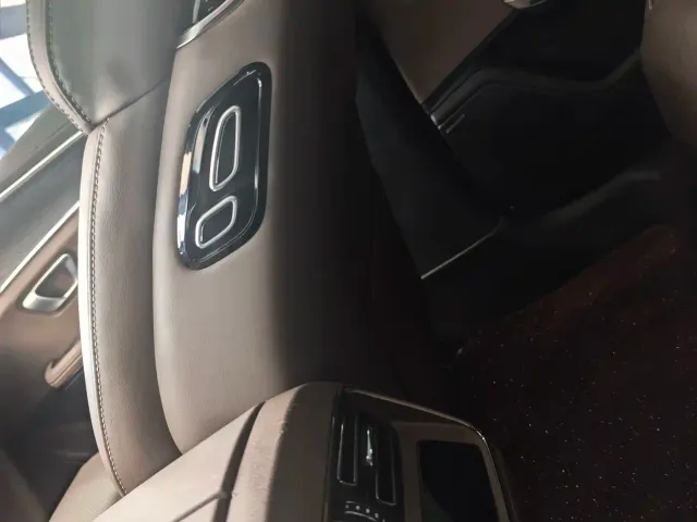 BYD Han — Фото автомобиля 12