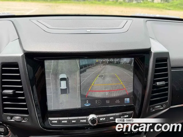 KG_Mobility_Ssangyong Rexton Новый Rexton Sport Khan Дизель 2.2 4WD — Фото автомобиля 10