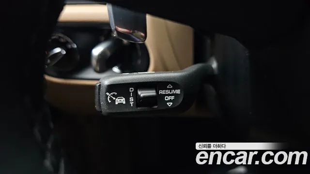 Porsche Macan — Фото автомобиля 28