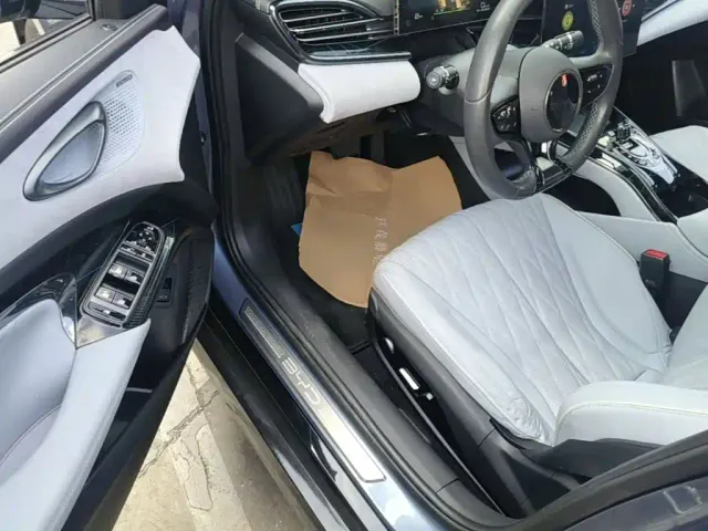 BYD Seal — Фото автомобиля 15